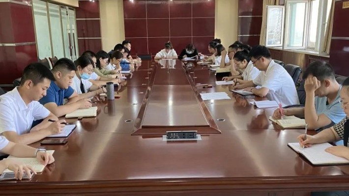 裝備公司團委組織召開甘肅省第十四次黨代會精神學習會議